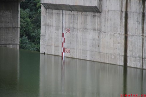 丹河洪水平穩(wěn)通過東焦河水庫