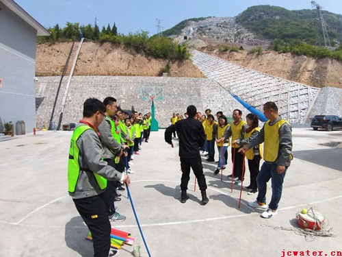 公司舉辦“慶五一、迎五四”職工文體活動(dòng)